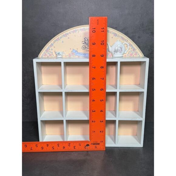 Precious Moments Wooden Display Shadow Box Friendship Hits The Spot - Picture 3 of 10